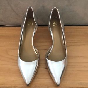 🌟Sale! Ann Taylor Silver Heels